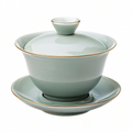 Gaiwan en céramique avec motif floral et bord doré