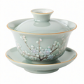 Ensemble Gaiwan en porcelaine avec lotus dorés